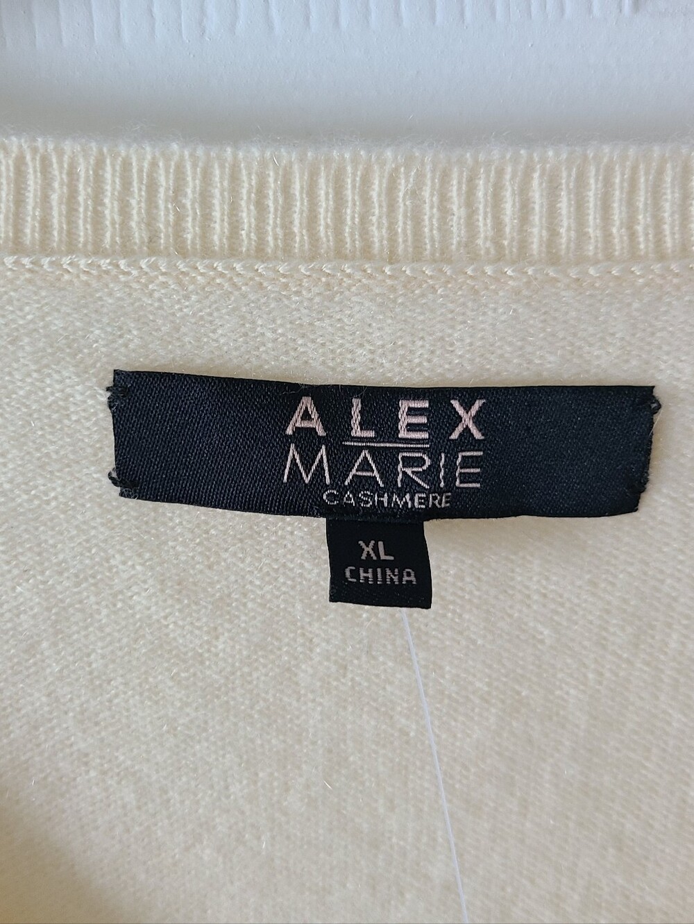 NWT Alex Marie Cahmere Sweater - Picture 3 of 4
